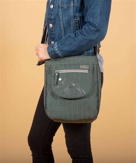 haiku jaunt crossbody bag